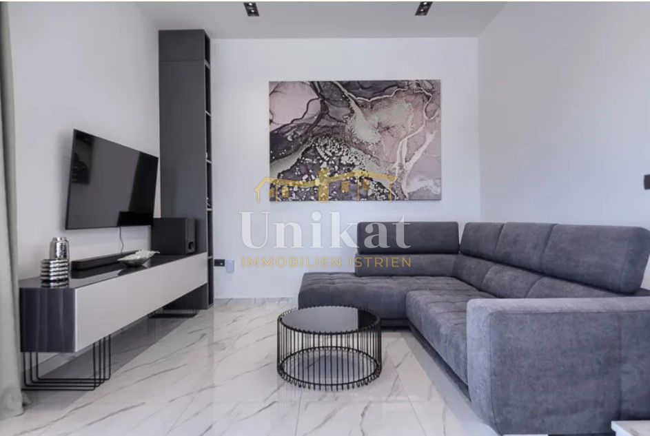 Čudovita vila z razgledom na morje v okolici Marčane